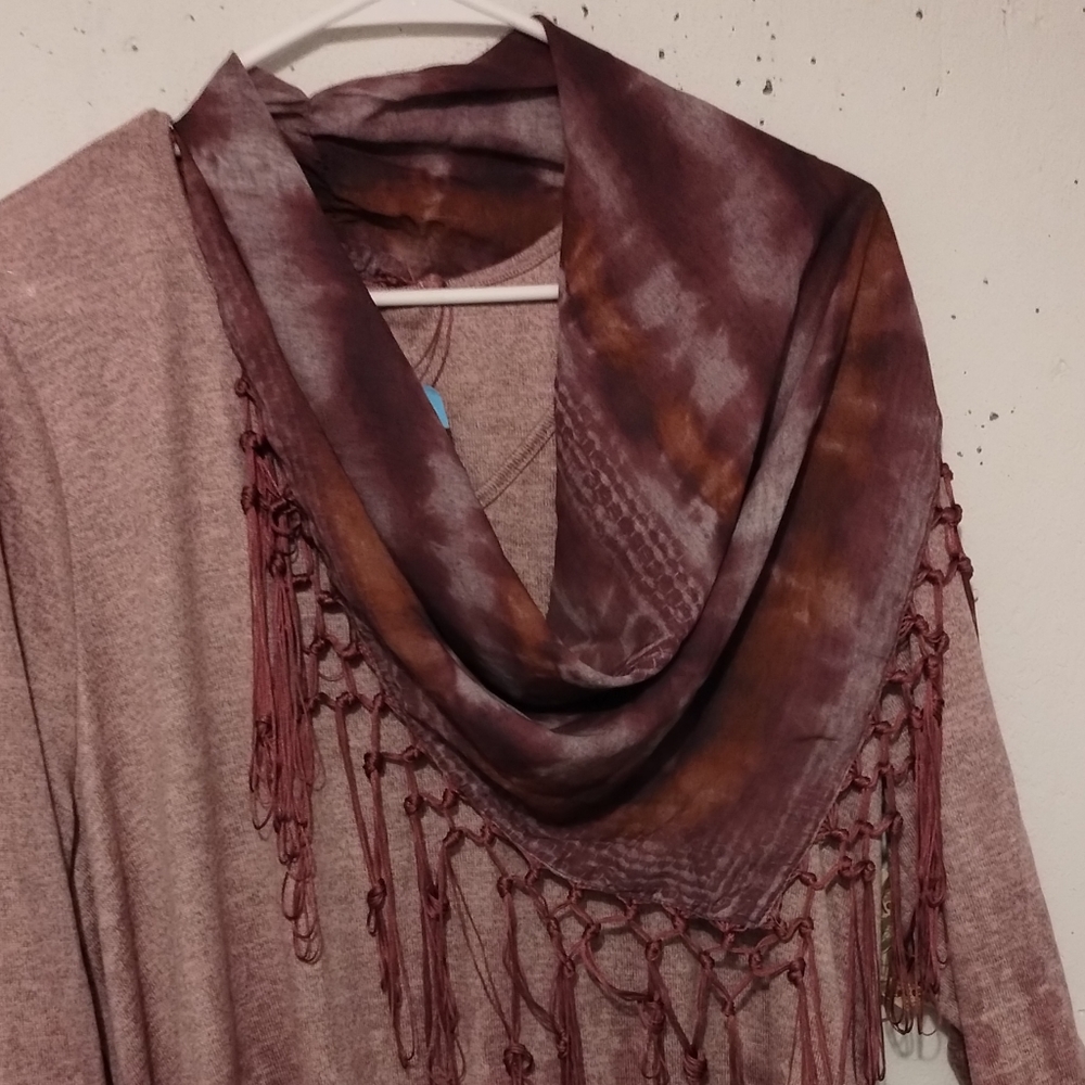 One world blouse with scarf size 2X